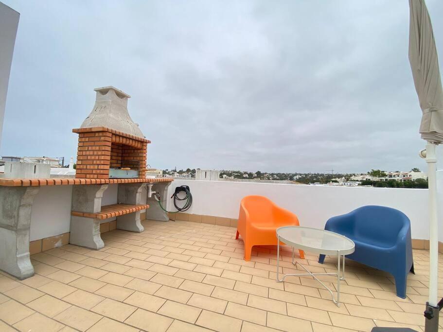 Apartamento Amparo-T2 C/Piscina Carvoeiro  Kültér fotó