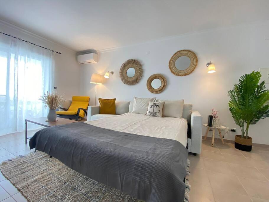 Apartamento Amparo-T2 C/Piscina Carvoeiro  Kültér fotó