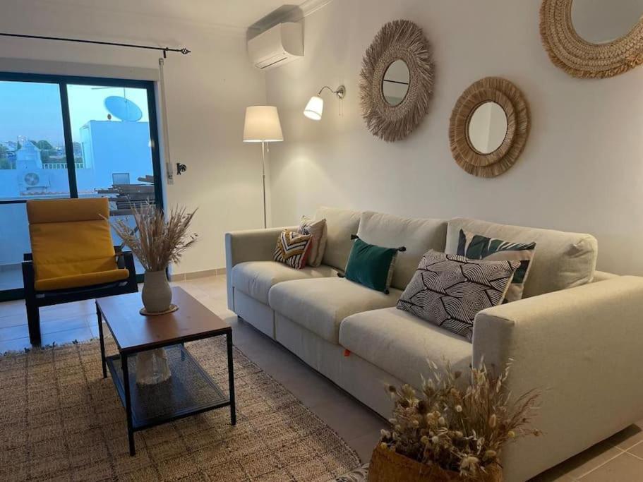 Apartamento Amparo-T2 C/Piscina Carvoeiro  Kültér fotó