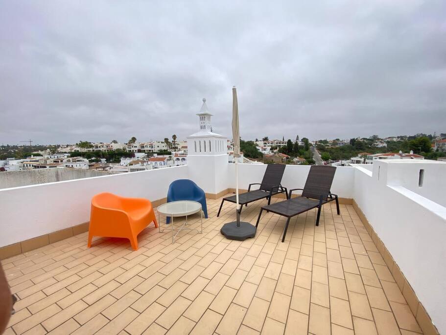 Apartamento Amparo-T2 C/Piscina Carvoeiro  Kültér fotó